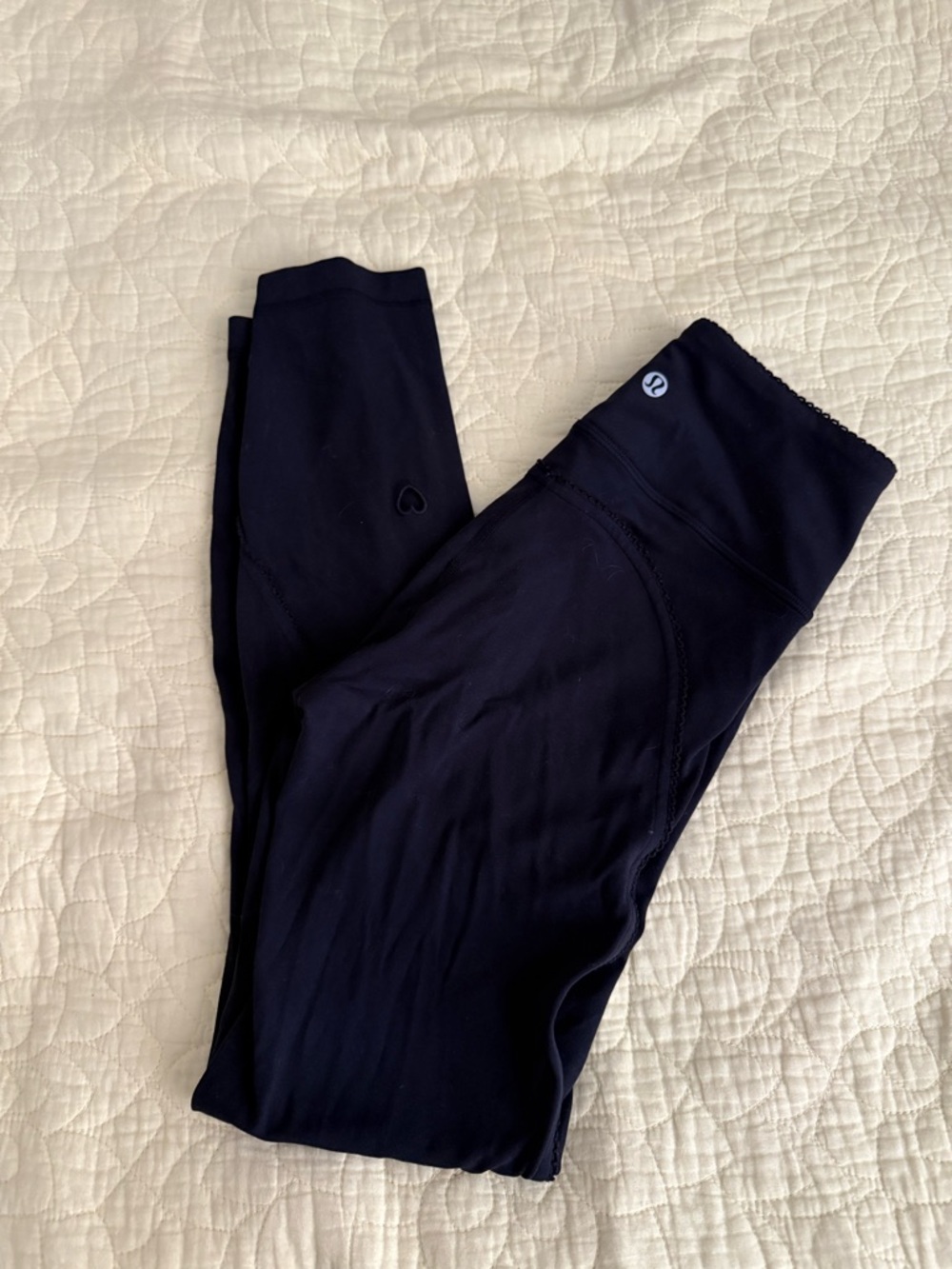 lululemon athletica Black Leggings no align groove with heart cut out
